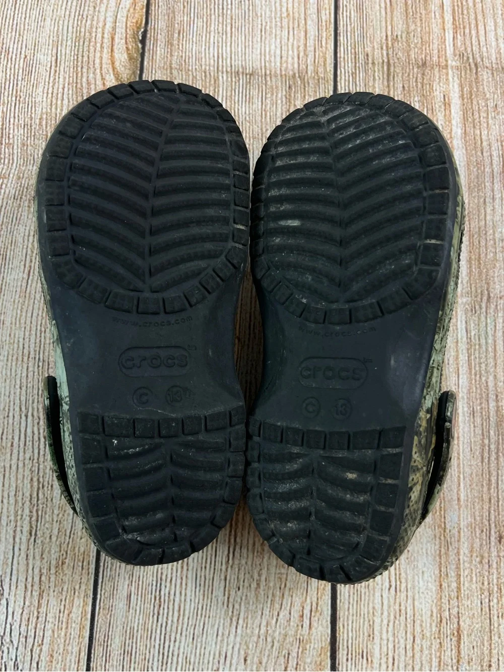 Crocs Realtree APX Classic Camo Slip On Clogs Children’s Kids Size 13